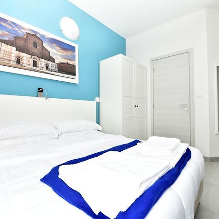 A San Lazzaro Rooms Сан-Ладзаро-ди-Савена Экстерьер фото