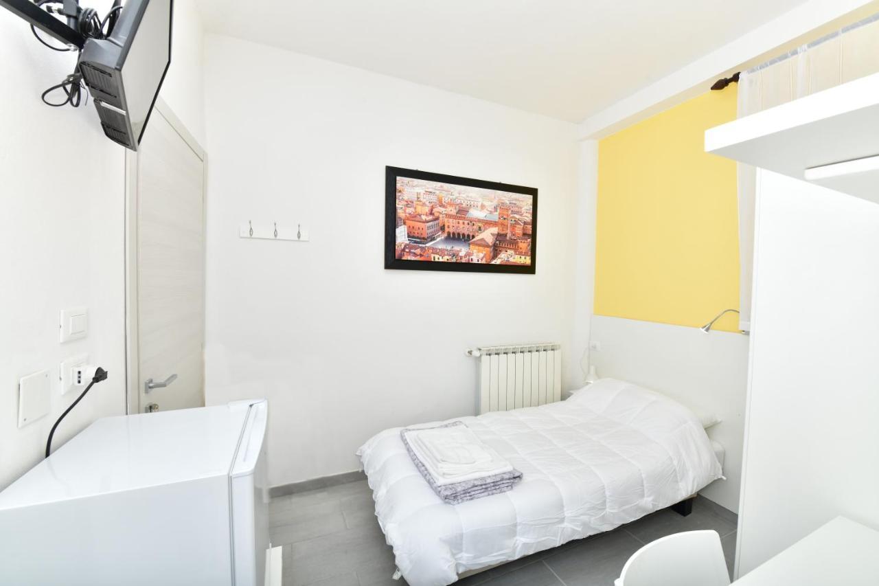 A San Lazzaro Rooms Сан-Ладзаро-ди-Савена Экстерьер фото