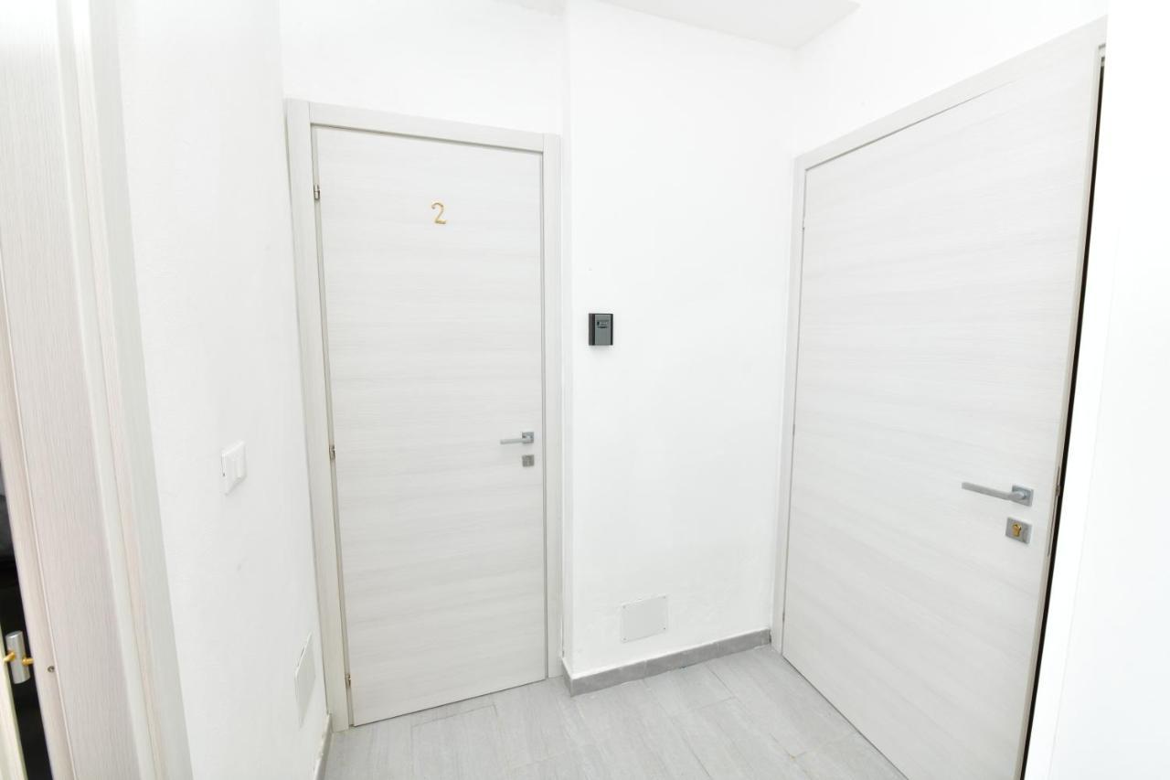 A San Lazzaro Rooms Сан-Ладзаро-ди-Савена Экстерьер фото